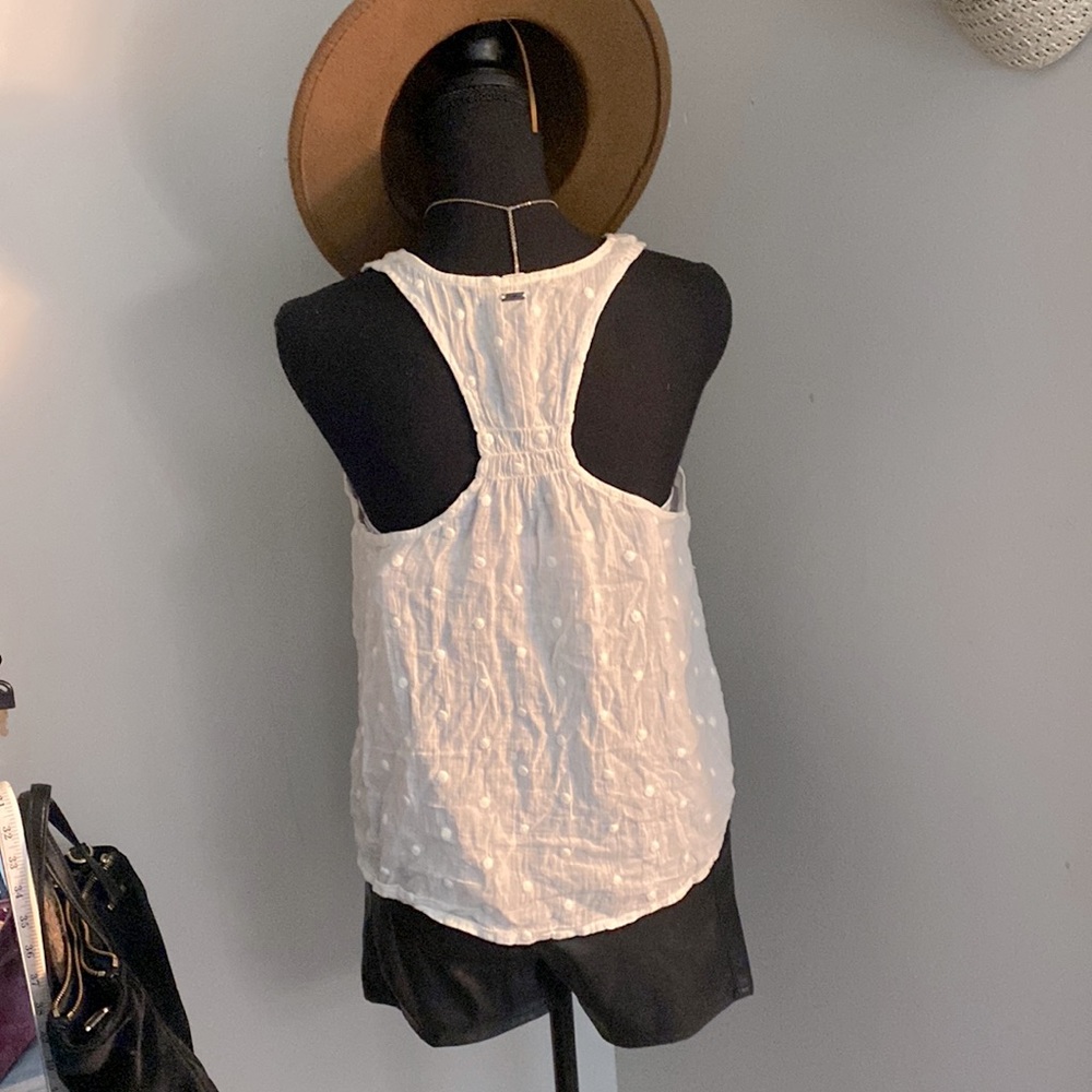Button Down Racer Back Tank🌻 - Picture 2 of 4